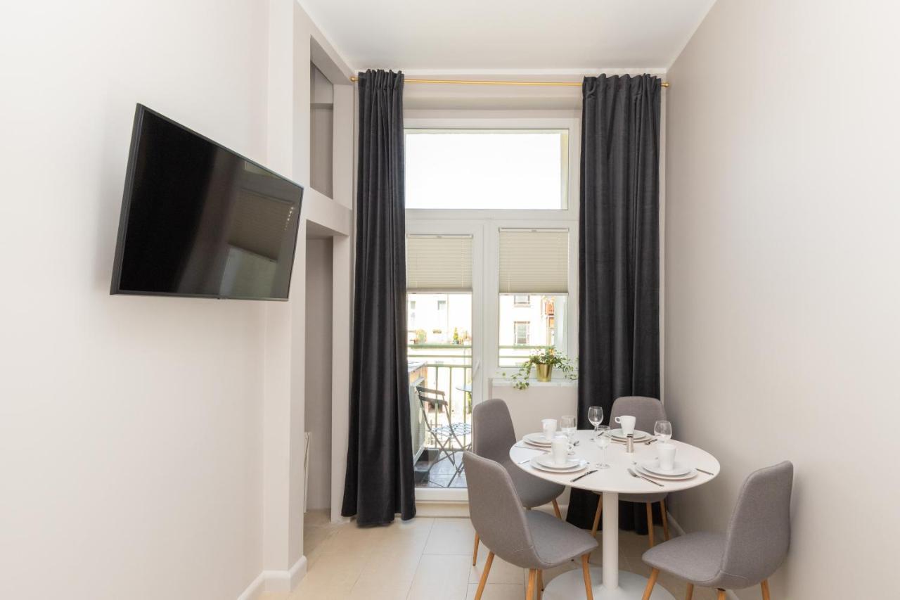 Sopot Rivoli Apartments Near The Beach & Pier By Noclegi Renters Esterno foto