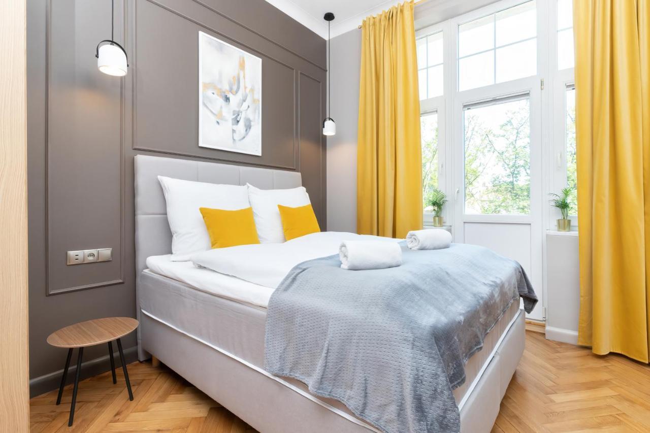 Sopot Rivoli Apartments Near The Beach & Pier By Noclegi Renters Esterno foto