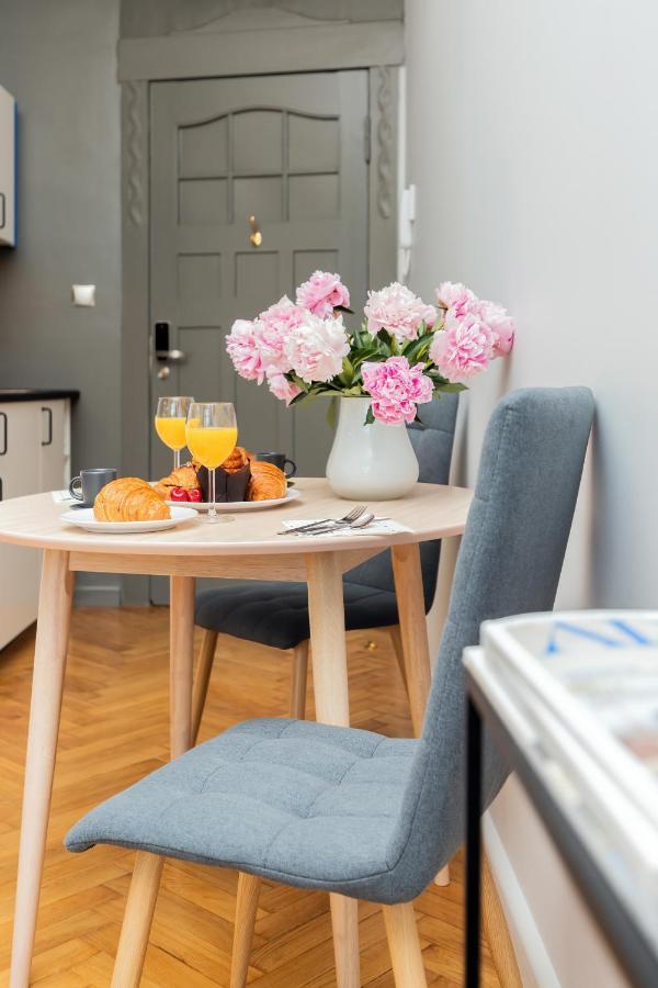 Sopot Rivoli Apartments Near The Beach & Pier By Noclegi Renters Esterno foto