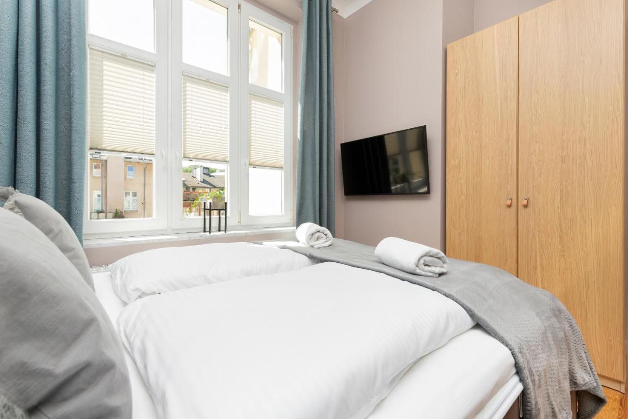 Sopot Rivoli Apartments Near The Beach & Pier By Noclegi Renters Esterno foto