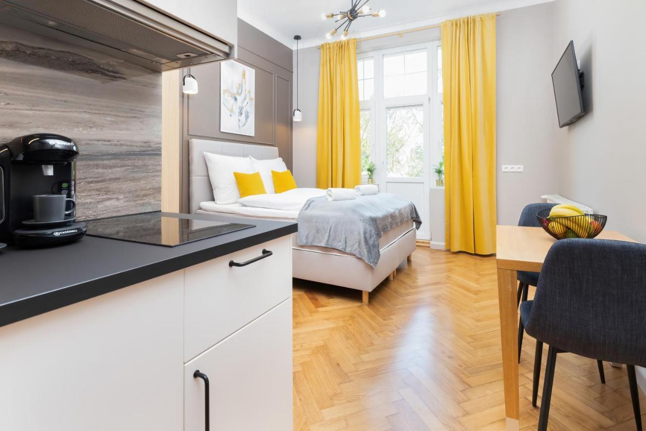 Sopot Rivoli Apartments Near The Beach & Pier By Noclegi Renters Esterno foto