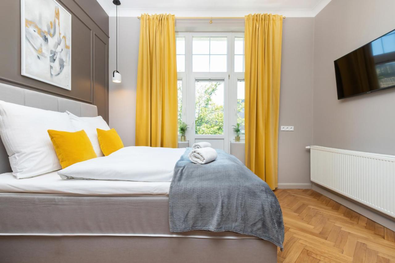Sopot Rivoli Apartments Near The Beach & Pier By Noclegi Renters Esterno foto